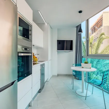 Appartamento In Palmas Near Playa Canteras