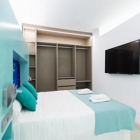 Appartamento In Palmas Near Playa Canteras